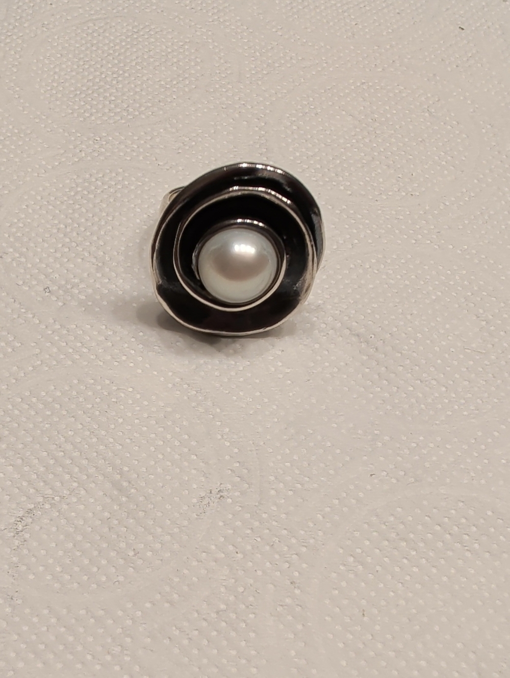 Silpada Lily Pearl Elegant Ring - Women Jewelry